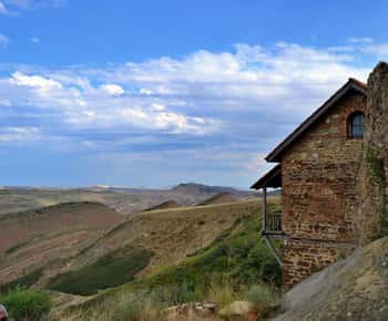 From Tbilisi: David Gareji Monastery and Wine Tasting Tour