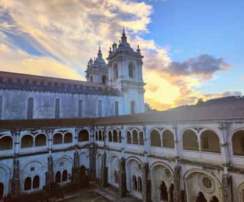 Von Lissabon aus: Mittelalterliche Tour, Batalha, Tomar, Alcobaça, Óbidos
