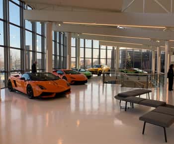 Ferrari Museum, Lamborghini Pagani Museen & Fabrik+Mittagessen