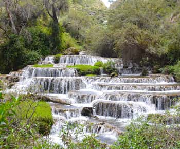 Ayacucho : Sarhua | Vale das cascatas