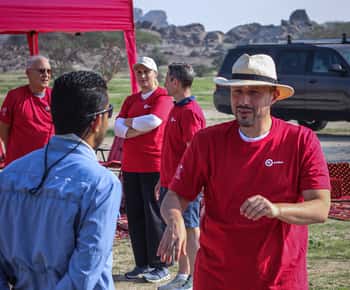 Jeddah: Moon Mountain Hiking and Sunset Yoga