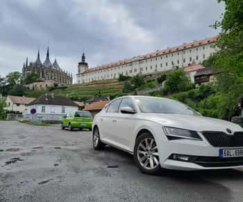 Dagsutflykt till benkyrkan i Sedlec & Kutná Hora