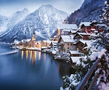 Private English speaking driver: Linz to Hallstatt and back
