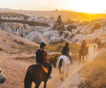 Cappadocia: Sunset or Daytime Horse Riding Tour
