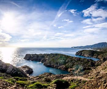 Passeio de barco pelo Cabo de Creus e Porto Lligat + Visita Cadaqués