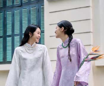 Hanoi: Rent a Traditional Ao Dai & Photo Walk in Old Quarter