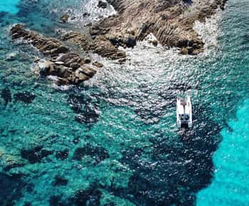 Palau: Maddalena Archipelago 50' Katamaran Kreuzfahrt mit Mittagessen