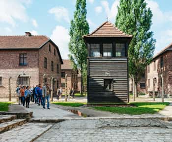 From Krakow: Auschwitz-Birkenau Guided Tour & Hotel Pickup