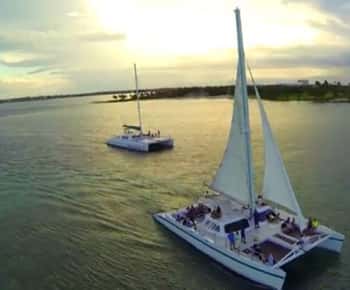Nassau: Sunset Dinner Cruise