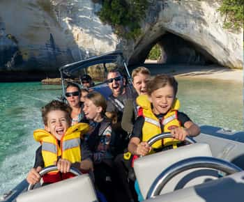 Whitianga: Cove izgalmas csónaktúra és sznorkelezés