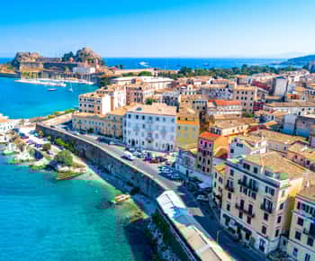 Corfu: Paleokastritsa Strand en Oude Stad Bus Excursie aan wal
