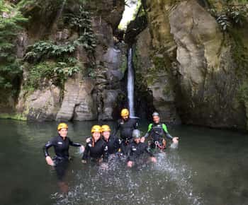 Azoren: Canyoning-Abenteuer am Salto do Cabrito