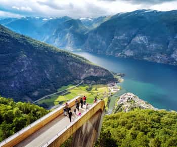 Von Bergen – Der wunderschöne Nærøyfjord, Flåm und Stegastein
