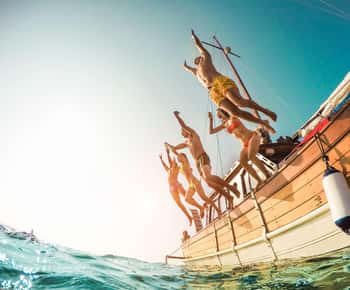 Vanuit Amalfi: Rondvaart Capri met snorkelen & drankjes