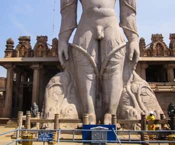 From Bengaluru: Private Tour Sravanbelgola, Belur & Halebidu