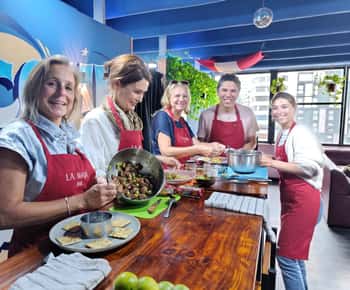 Miraflores: Amazing Peruvian Cooking Class Ceviche Seafood and Pisco Sour