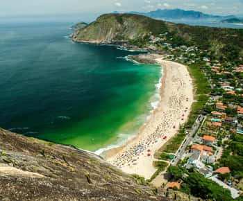 Niterói: 5 Beaches Tour with Transport and Guide