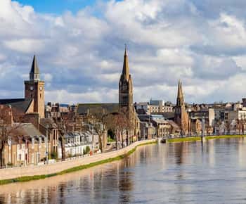 Invergordonista: Loch Ness ja Inverness Beaulyn kautta