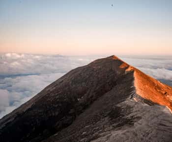 Bali/Mount Agung: Sunrise Trekking Adventure With Transfers