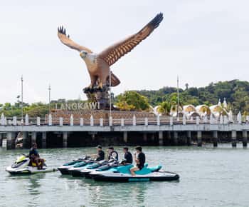 Langkawi: excursión en moto acuática por los manglares con vídeo desde un dron