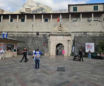 Tour a piedi della città vecchia di Kotor