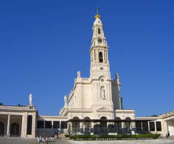 Lisabona: tur ghidat la Sanctuarul Fátima și în orașul micilor păstori