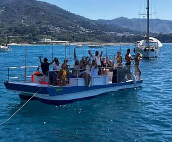 Catamaran tour along the Cefalù coast with aperitif and snorkeling