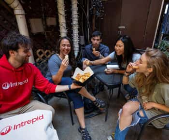 North End Food Experience with Pizza, Meats & Cheese