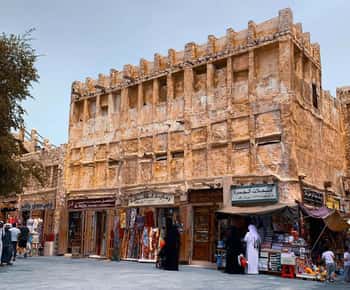 Doha: Guided City Tour with Hotel or Airport Transfer