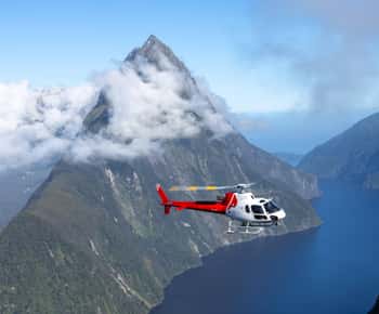 Queenstown: Rejs po Milford Sound i wycieczka alpejska helikopterem