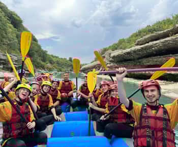 Saranda: Excursão 4x4 em Permet, rafting e banhos termais
