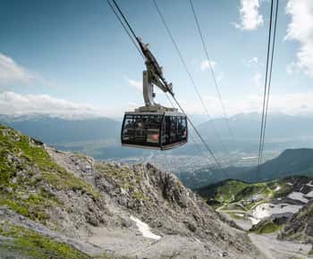 Innsbruck'un zirvesi: Gidiş Dönüş Teleferik Bileti
