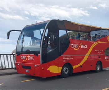 Catania: Hop-On, Hop-Off Bus to Acicastello and Acitrezza