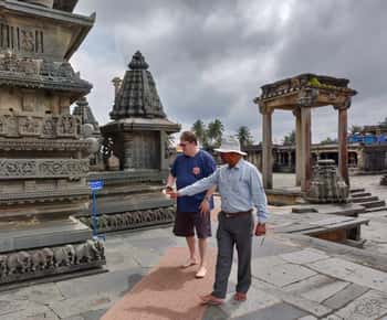 Belur and Halebid: Private guided tour from Bangalore