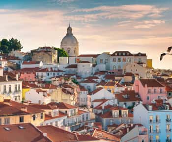 Lisbon: Priver Guided Tuk Tuk Tour With Hotel Pickup