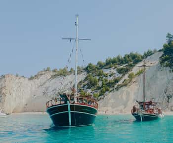 Argostoli: Full-Day Boat Trip with Lunch & Unlimited Drinks