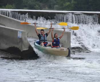 Aile için Ardèche Nehri'nde Kano/Kajak Turu 3 saat yaklaşık 12 km