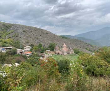 Hiking in Dilijan National Park: From Parz Lake to Goshavank