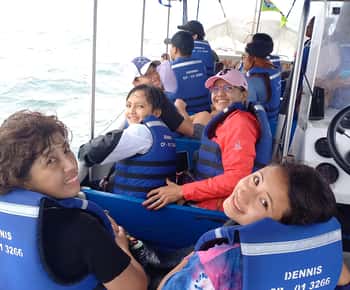 EXCURSIÓN DE AVISTAMIENTO DE BALLENAS