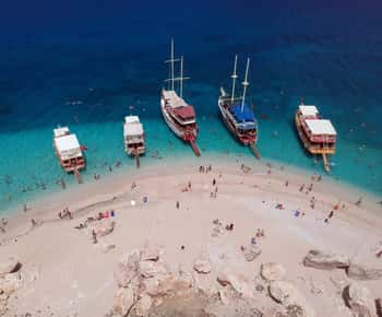 Antalya: gita in barca all'isola di Suluada con pranzo e trasferimento dall'hotel