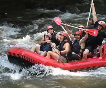 Ubud: Aventura de rafting guiada no rio Ayung com almoço