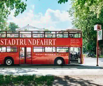 Hamburg: Line A Hop-On Hop-Off Sightseeing Tour