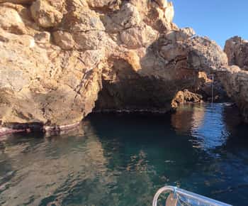 Cartagena: Guided boat tour of Cartagena and Algamecas Port