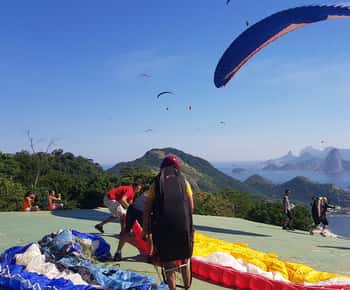 Niterói: Paragliding Experience with GoPro Photos and Video