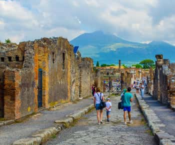 Z neapolského přístavu_Soukromá prohlídka Pompejí a Sorrenta
