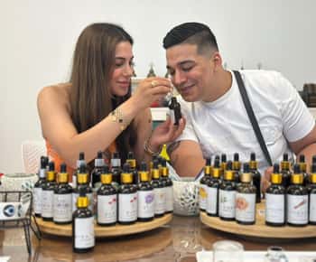 Stare Miasto w Antalyi: warsztaty perfumiarskie w Antalyi z ponad 90 esencjami