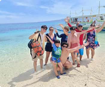 Boracay: Parasailing, Island Hopping, ATV Ride and Kawa Bath