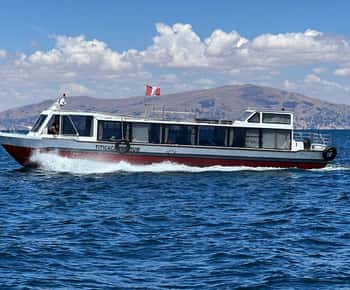 Puno: Lago Titicaca con Uros y Taquile en lancha rápida