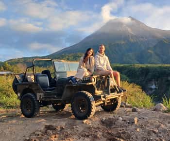Yogyakarta: excursión en jeep y bicicleta por el monte Merapi