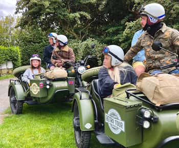 Bayeux: 2-hour tour of the D-Day beaches, by vintage sidecar